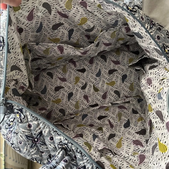 Vera Bradley Deluxe Travel Tote bag - Picture 4 of 5